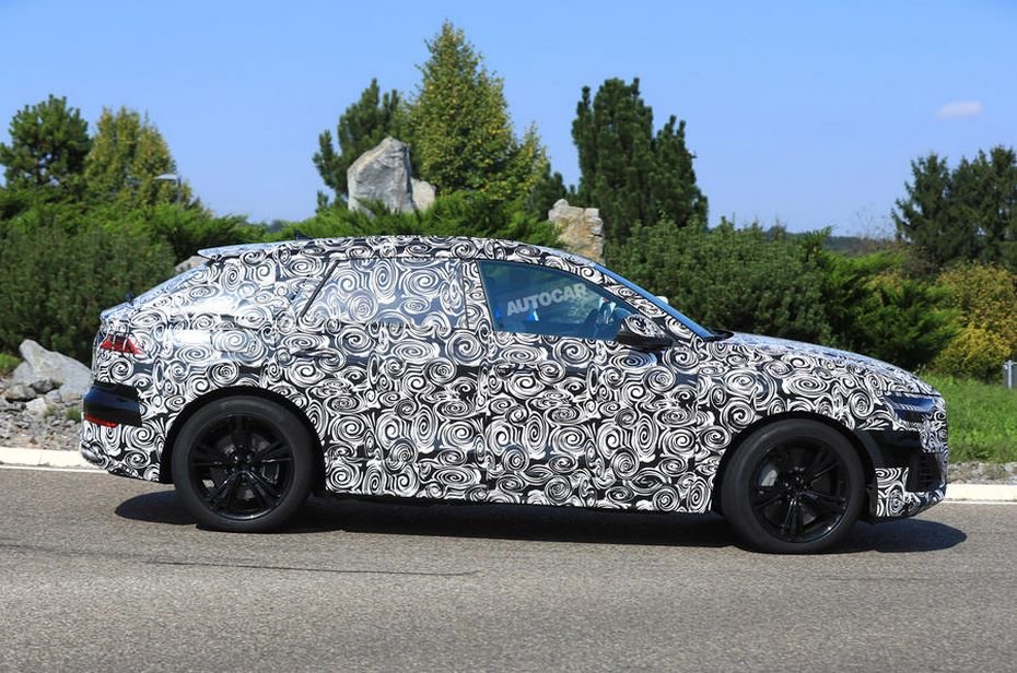 Audi SQ8 вид сбоку.jpg