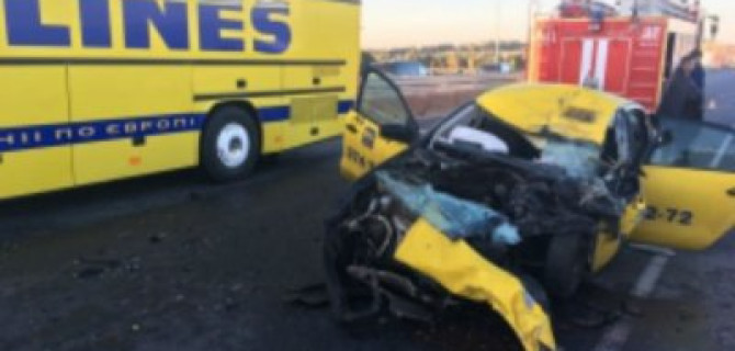 Человек погиб в ДТП с автобусом под Калугой