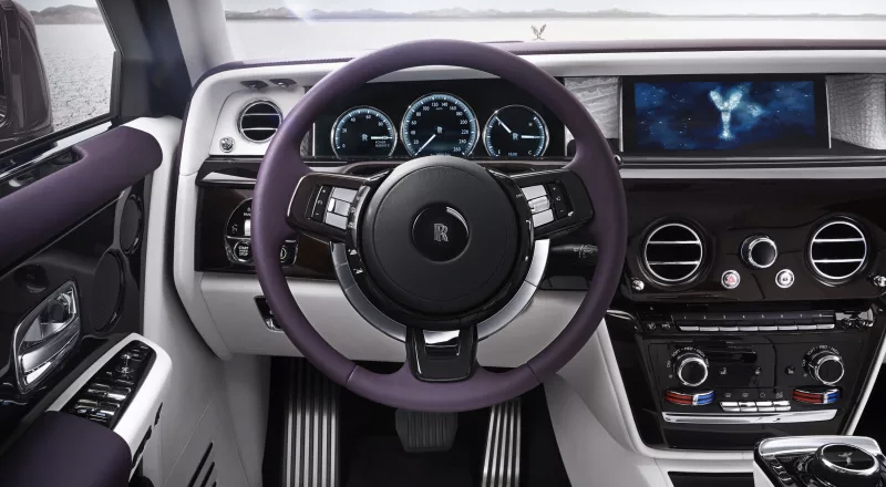 Rolls-Royce Phantom VIII  салон