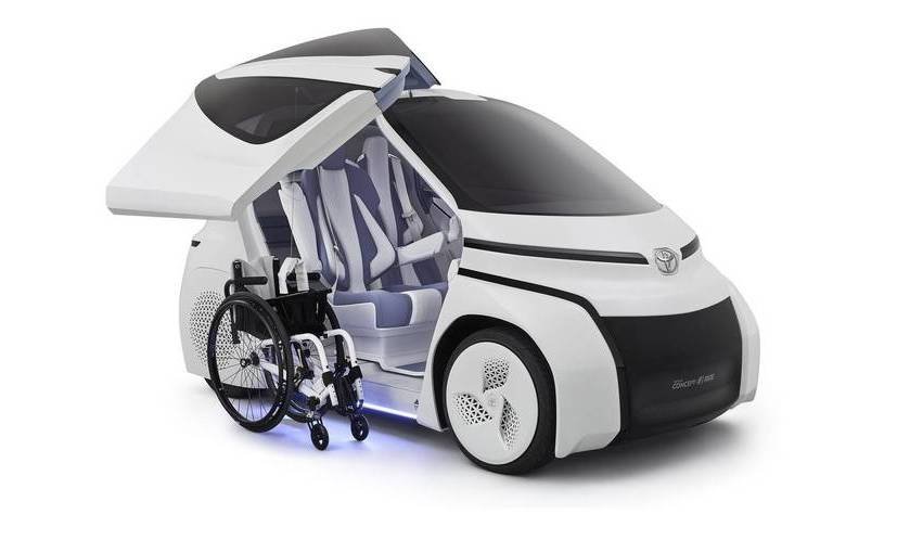 Toyota представила маленький электрический ситикар для инвалидов (5)