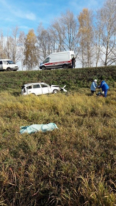 Под Уфой в опрокинувшемся автомобиле погибла женщина (1)