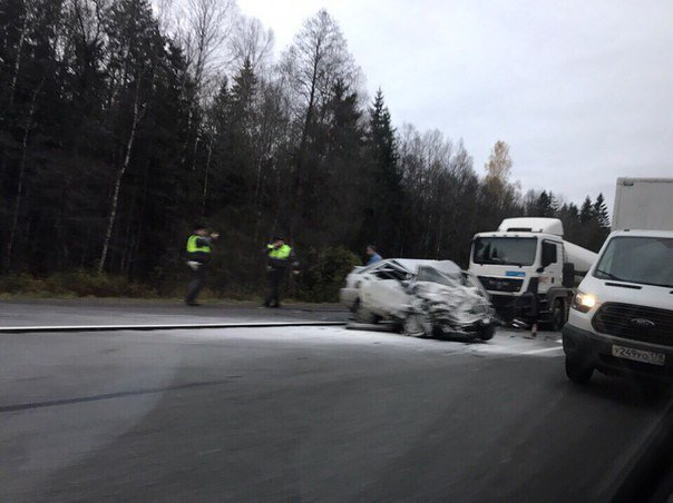 Водитель ВАЗа погиб в ДТП под Гатчиной (3)