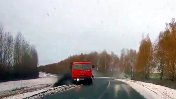 Пять человек пострадали в ДТП с КамАЗом в Курской области (2)