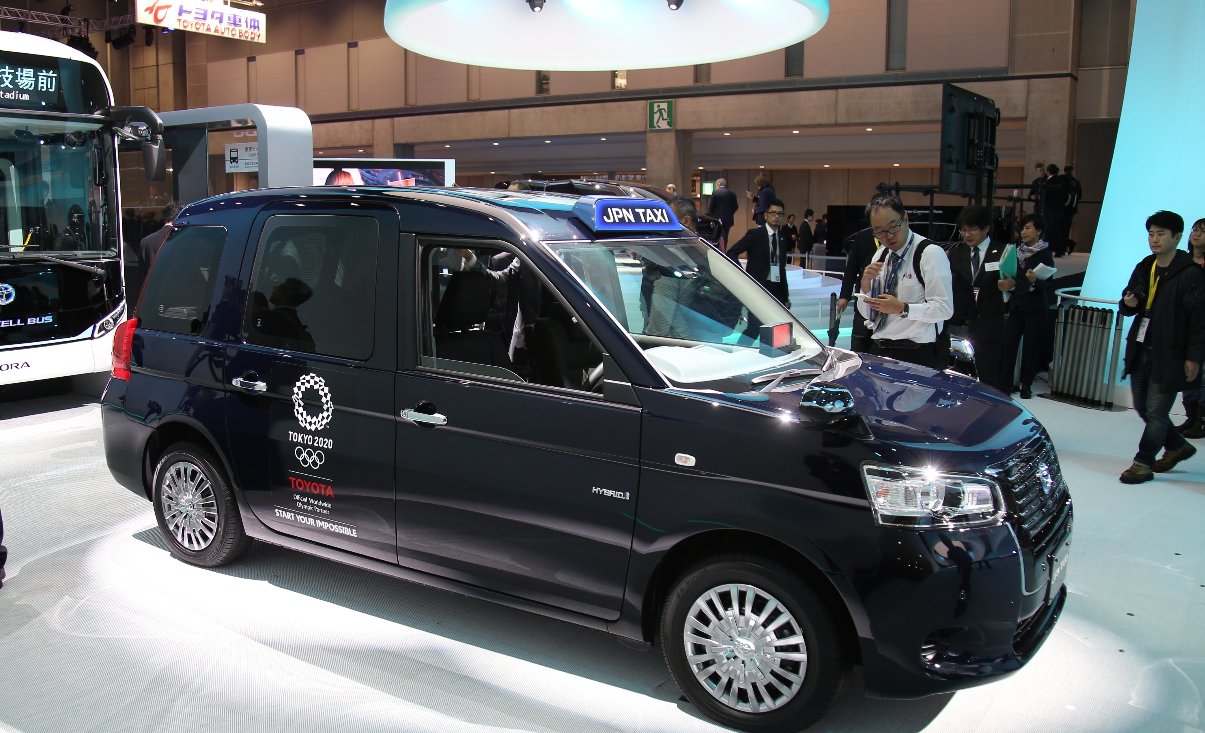 10 концептуальных новинок от Toyota Toyota JPN Taxi