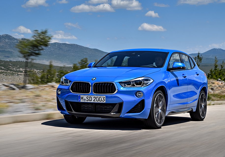 BMW X2 синяя
