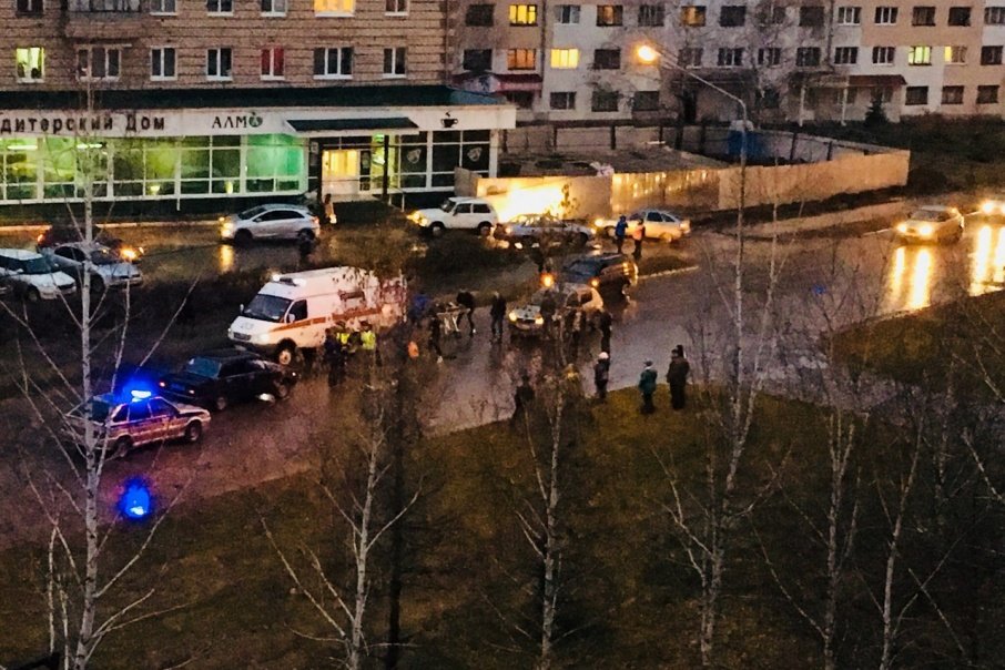 В Башкирии автомобиль сбил женщину с ребенком