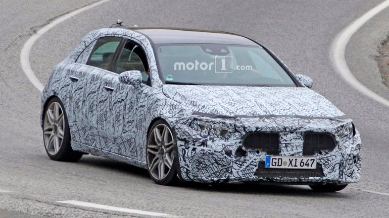 Новый Mercedes-AMG A45 замечен на дорожных тестах