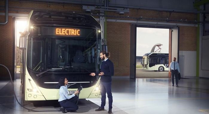 Volvo представили полностью электрический автобус 7900 Electric (1)