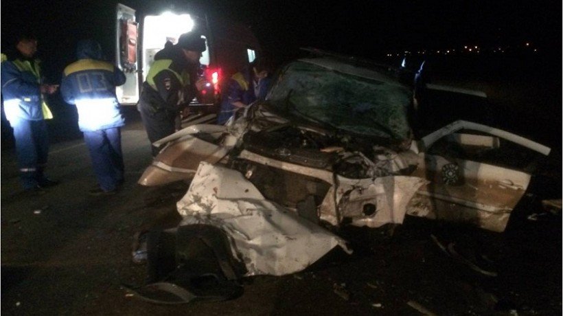 В ДТП с двумя машинами в Сакмарском районе погибли два человека