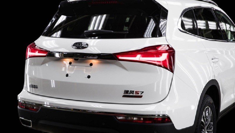 Кроссовер JAC S7 получил «спортивную» версию Кроссовер JAC S7 получил «спортивную» версию (3)