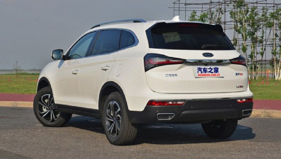 Кроссовер JAC S7 получил «спортивную» версию Кроссовер JAC S7 получил «спортивную» версию (1)