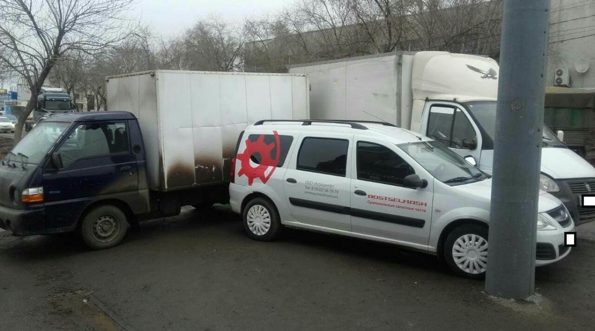 Два человека пострадали в массовом ДТП на улице Шевченко в Оренбурге Два человека пострадали в массовом ДТП на улице Шевченко в Оренбурге