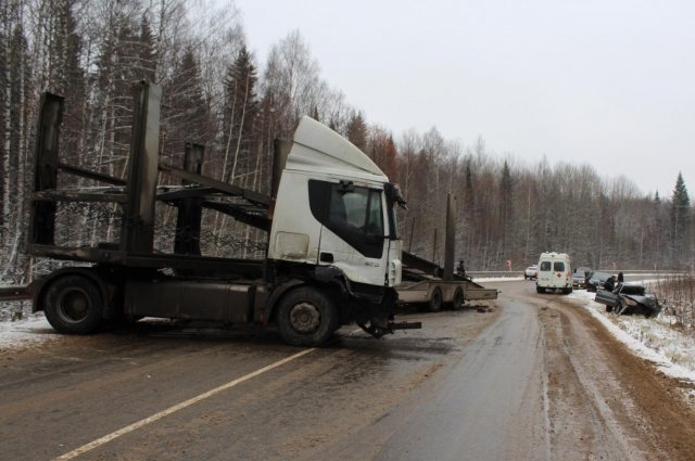Два человека погибли в ДТП на трассе Кукуштан – Чайковский Два человека погибли в ДТП на трассе Кукуштан – Чайковский (2)