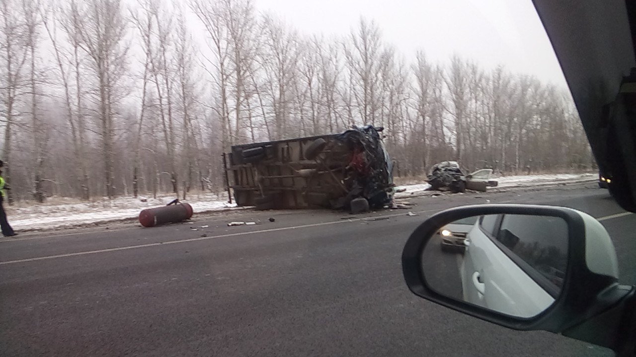 Два человека погибли в массовом ДТП в Кстовском районе (1)