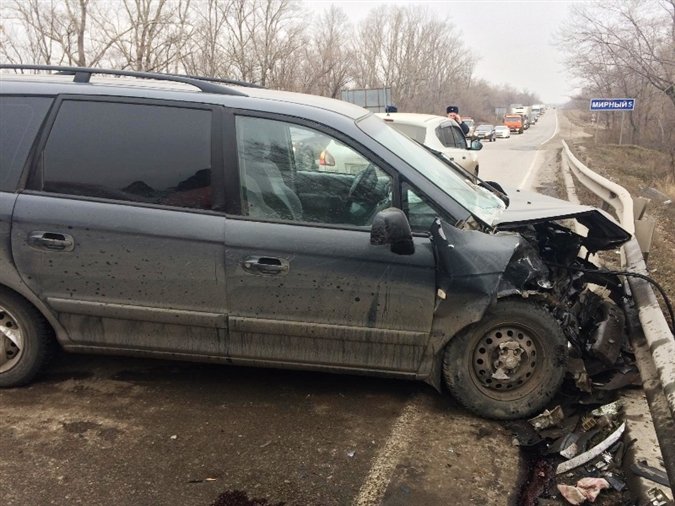 В ДТП под Самарой пострадали шесть человек, включая детей В ДТП под Самарой пострадали шесть человек, включая детей (1)