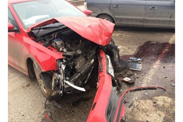 В ДТП под Самарой пострадали шесть человек, включая детей В ДТП под Самарой пострадали шесть человек, включая детей (2)