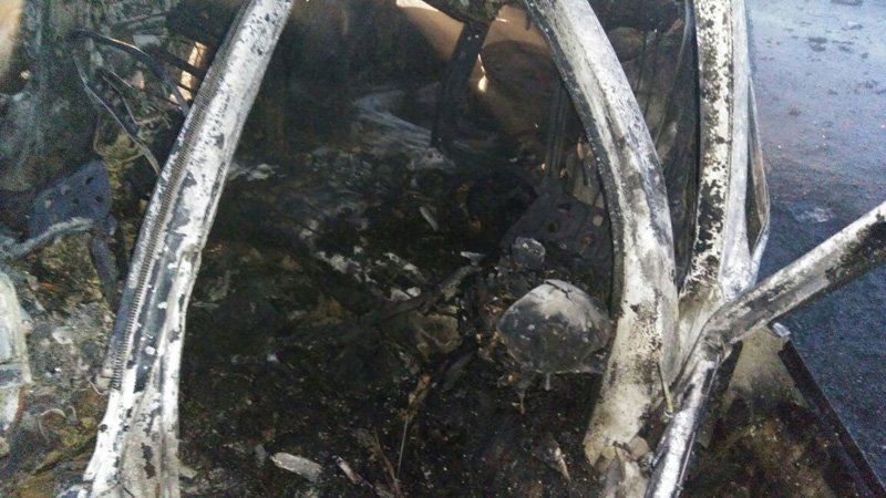 Три человека погибли в сгоревшем автомобиле на трассе Оренбург – Орск Три человека погибли в сгоревшем автомобиле на трассе Оренбург – Орск (3)