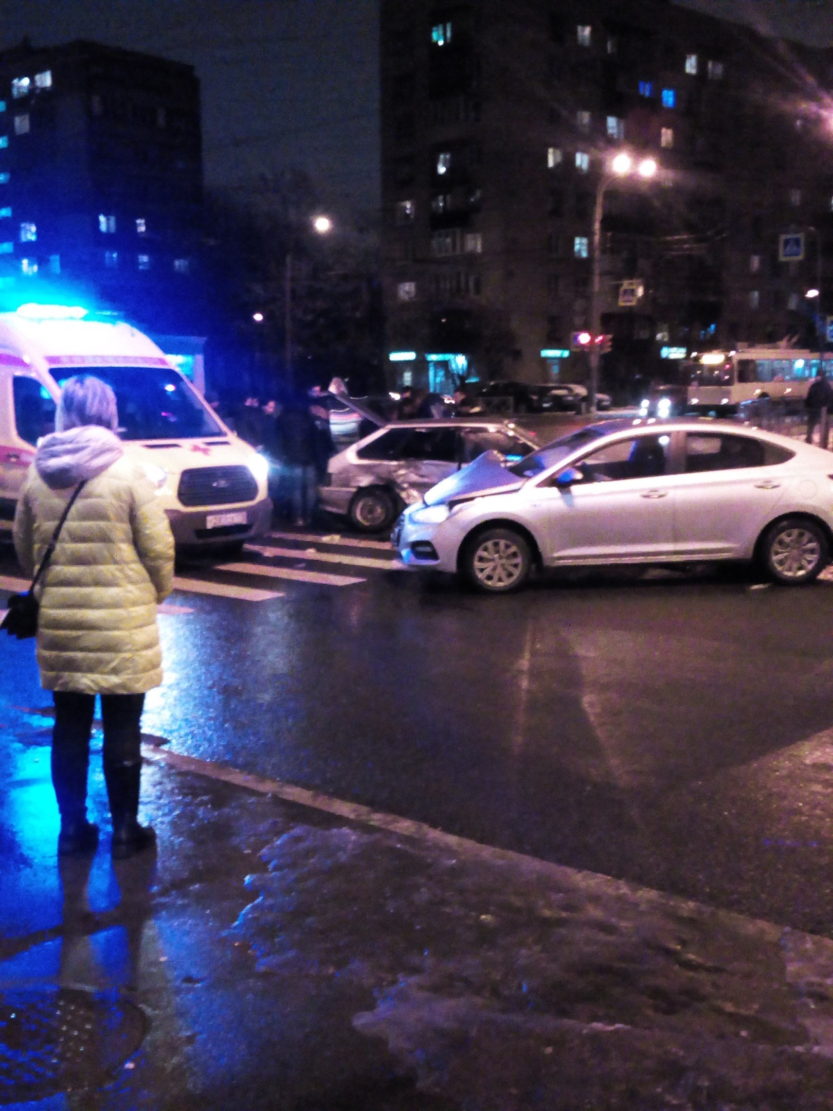 Два человека серьезно пострадали в ДТП в Купчино (1)