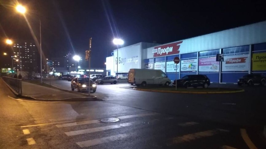 В Калининграде иномарка сбила женщину с младенцем на пешеходном переходе