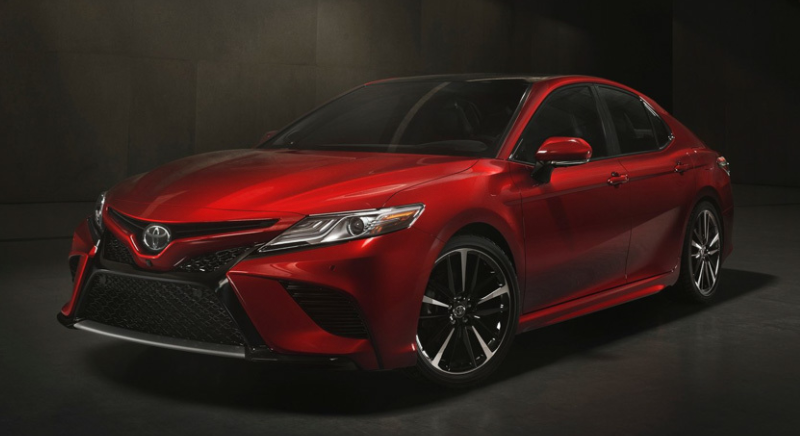 Обновленная Toyota Camry появится в России в 2018 году Обновленная Toyota Camry