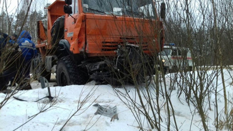 В Гусь-Хрустальном районе в лобовом ДТП погиб человек В Гусь-Хрустальном районе в лобовом ДТП погиб человек (2)