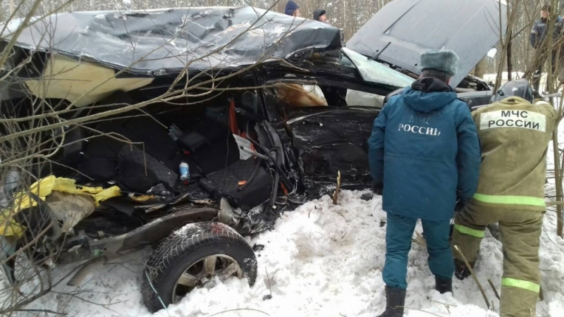 В Гусь-Хрустальном районе в лобовом ДТП погиб человек В Гусь-Хрустальном районе в лобовом ДТП погиб человек (1)