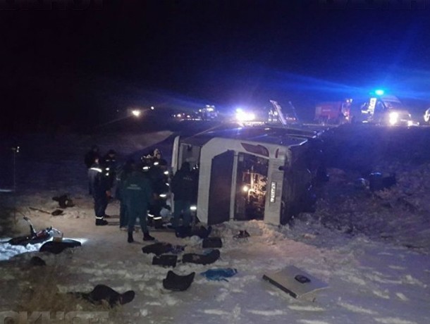 Число жертв в ДТП с автобусом под Ростовом увеличилось до 5 Число жертв в ДТП с автобусом под Ростовом увеличилось до 5