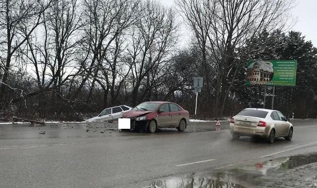 12-летняя девочка пострадала в ДТП в Ессентуках 12-летняя девочка пострадала в ДТП в Ессентуках