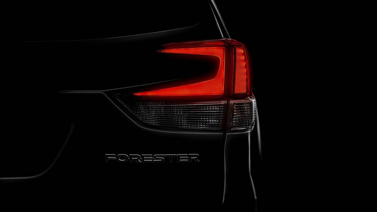 Новое поколение Subaru Forester показали на тизере перед премьерой 2019-subaru-forester-teaser