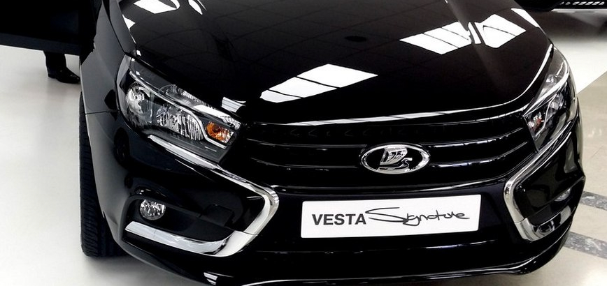 Lada Vesta Signature 1