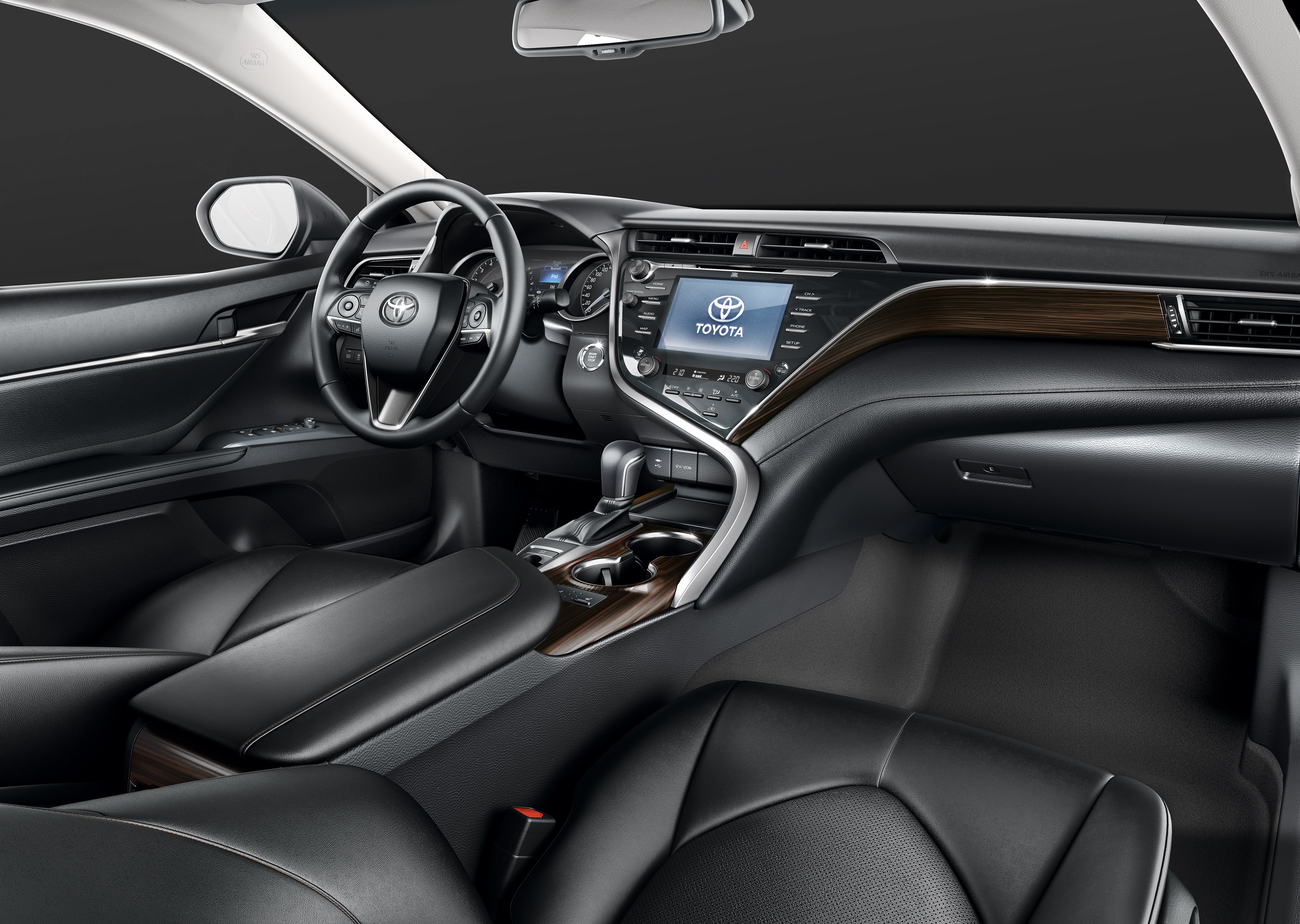 Camry панель