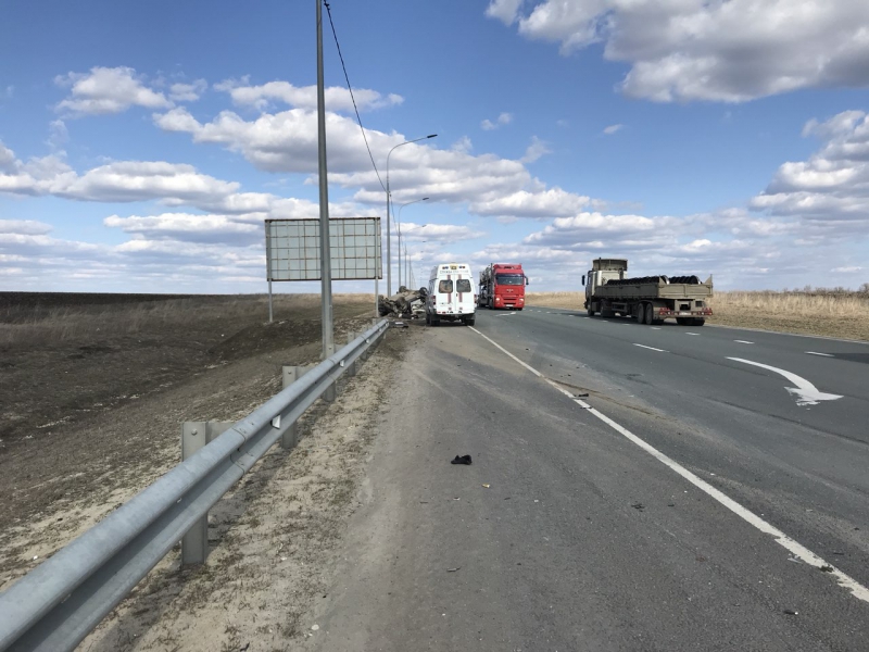 Два человека погибли в ДТП в Воскресенском районе Саратовской области Два человека погибли в ДТП в Воскресенском районе Саратовской области (1)