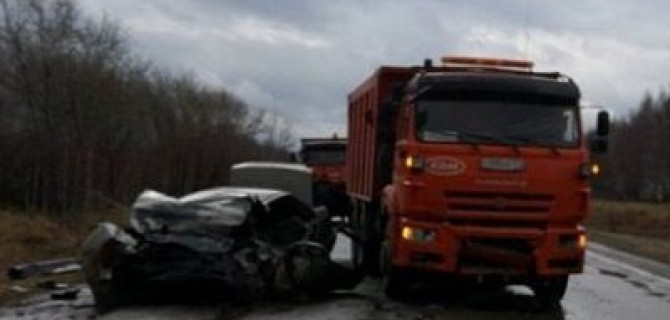 Девушка погибла в ДТП с КамАЗом в Челябинской области