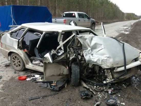 Два человека погибли в ДТП в Свердловской области Два человека погибли в ДТП в Свердловской области (2)