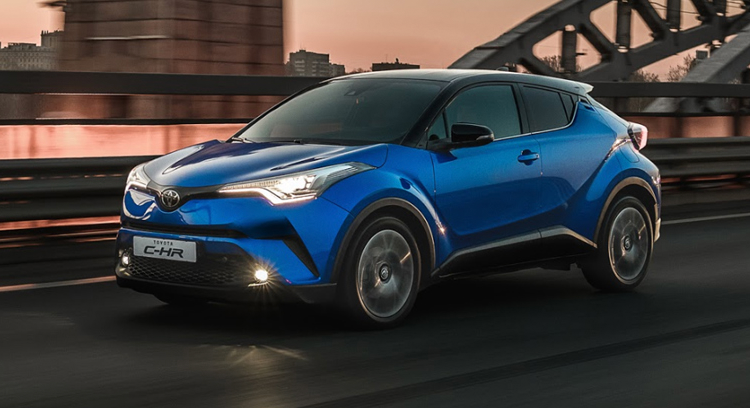 Что мы ещё не знали о новом Toyota C-HR: всё о комплектациях и ценах Toyota C-HR