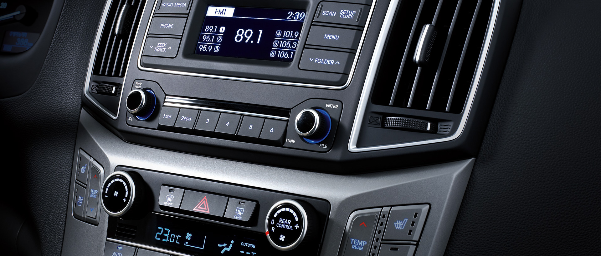 Hyundai H-1 панель