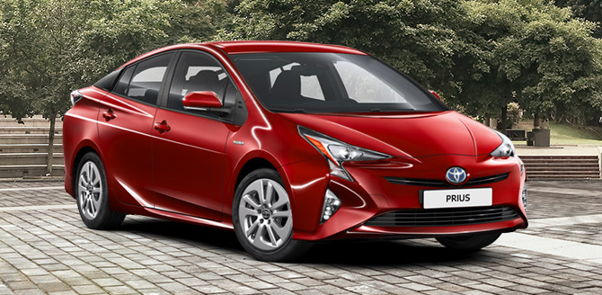 Toyota Prius: первый массовый "гибрид" Toyota Prius 1