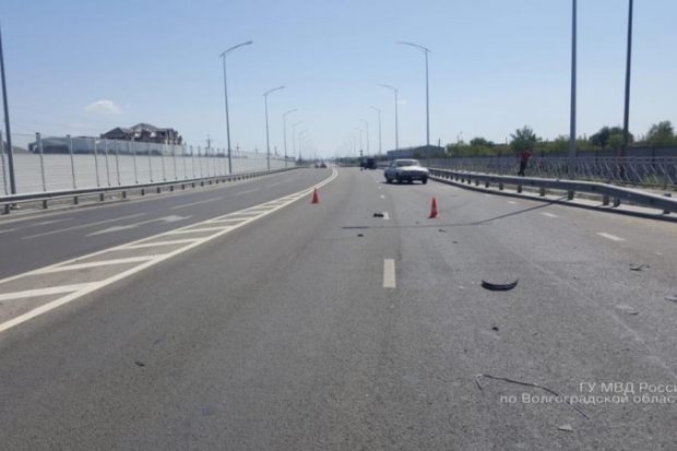 В ДТП в Волгограде пострадали два водителя В ДТП в Волгограде пострадали два водителя (2)