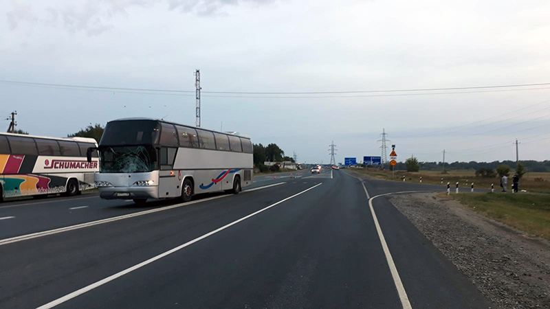 Автобус насмерть сбил женщину в Рязанской области Автобус насмерть сбил женщину в Рязанской области (3)