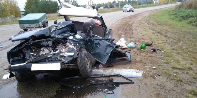 В Марий Эл в ДТП с автобусом погиб человек В Марий Эл в ДТП с автобусом погиб человек