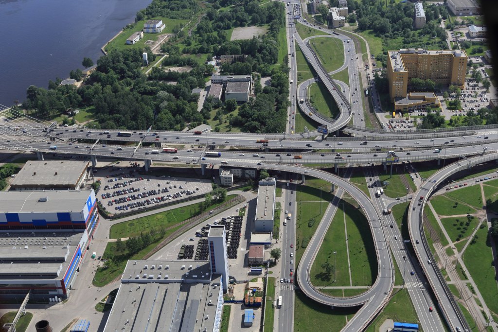 КАД в районе Большого Обуховского моста