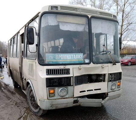 В Рязани автобус насмерть сбил женщину В Рязани автобус насмерть сбил женщину (2)