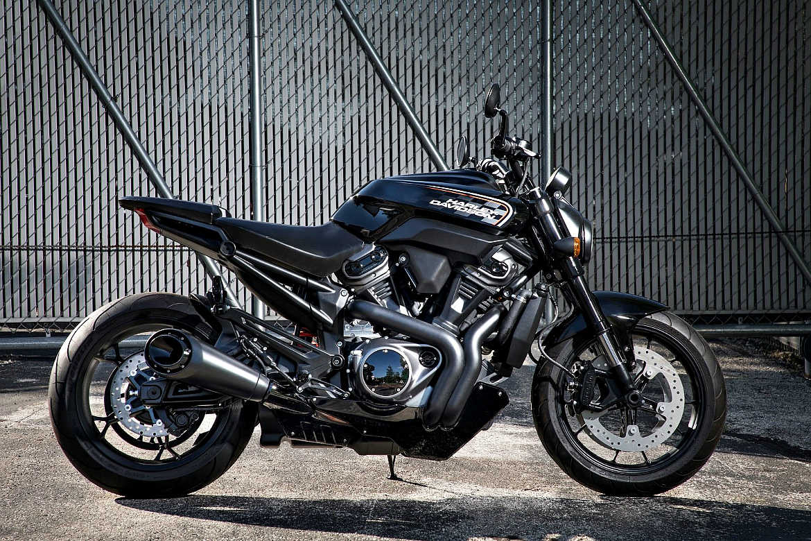 Harley Davidson: стритфайтер и прочие «наполеоновские планы» харли 1