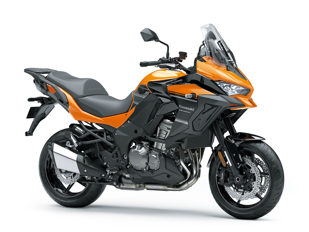 Обновлён кроссовер Kawasaki Versys 1000 версис 1
