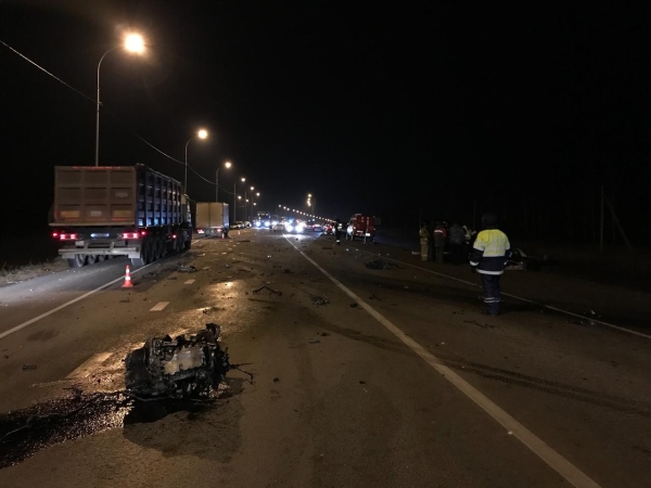 Четыре человека погибли в ДТП с автобусом под Орлом Четыре человека погибли в ДТП с автобусом под Орлом (2)