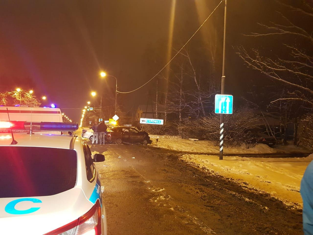 Четыре человека пострадали в ДТП во Владимирской области Четыре человека пострадали в ДТП во Владимирской области (2)