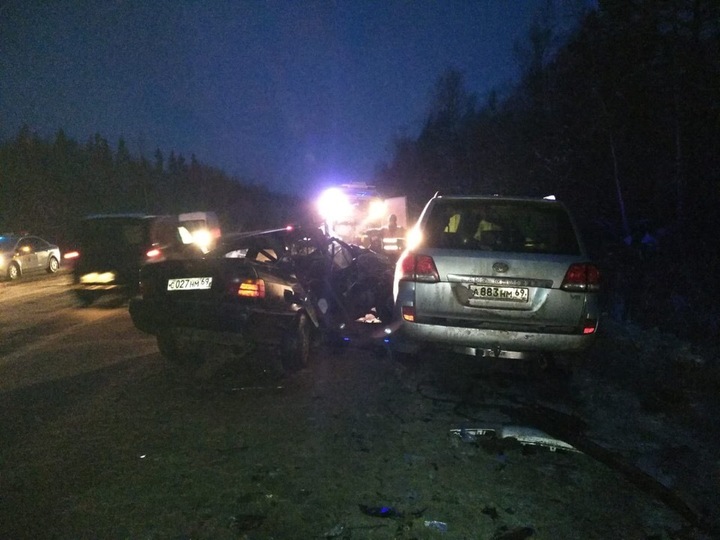 Под Тверью в ДТП погибли два человека Под Тверью в ДТП погибли два человека (2)