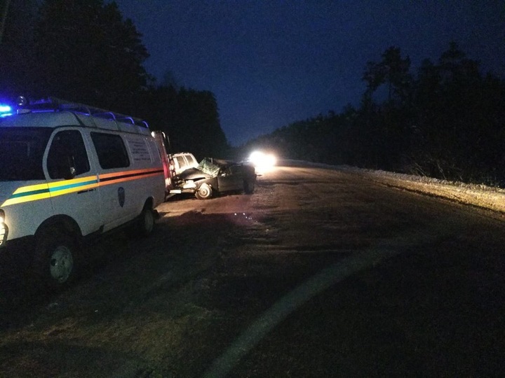 Под Тверью в ДТП погибли два человека Под Тверью в ДТП погибли два человека (4)