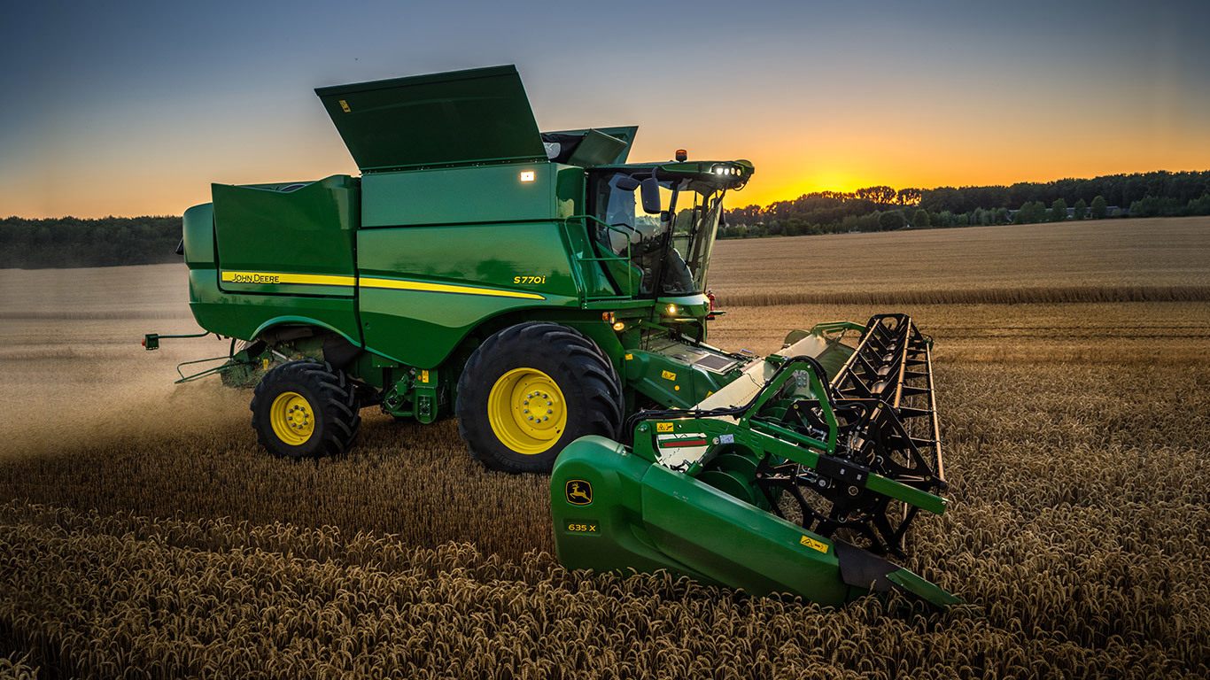 зерноуборочный комбайн John Deere S760