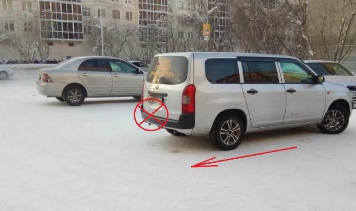 В Якутске иномарка сбила двух женщин В Якутске иномарка сбила двух женщин